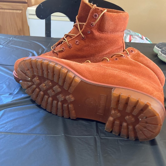 Timberland men’s orange waterproof boot - Picture 9 of 10
